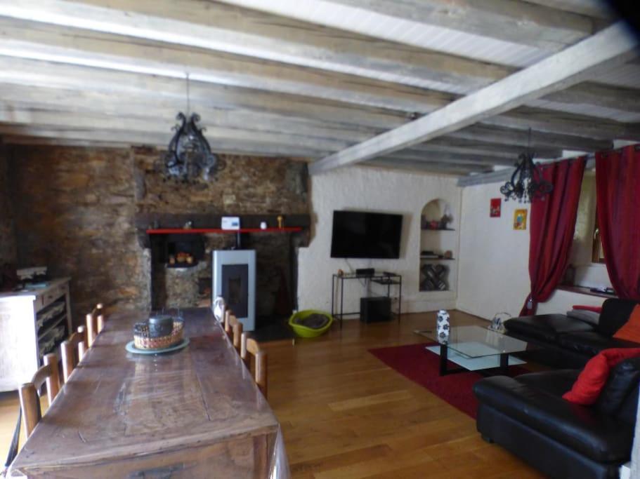 Maison Familiale Pour 8 Saint-Aventin Eksteriør billede